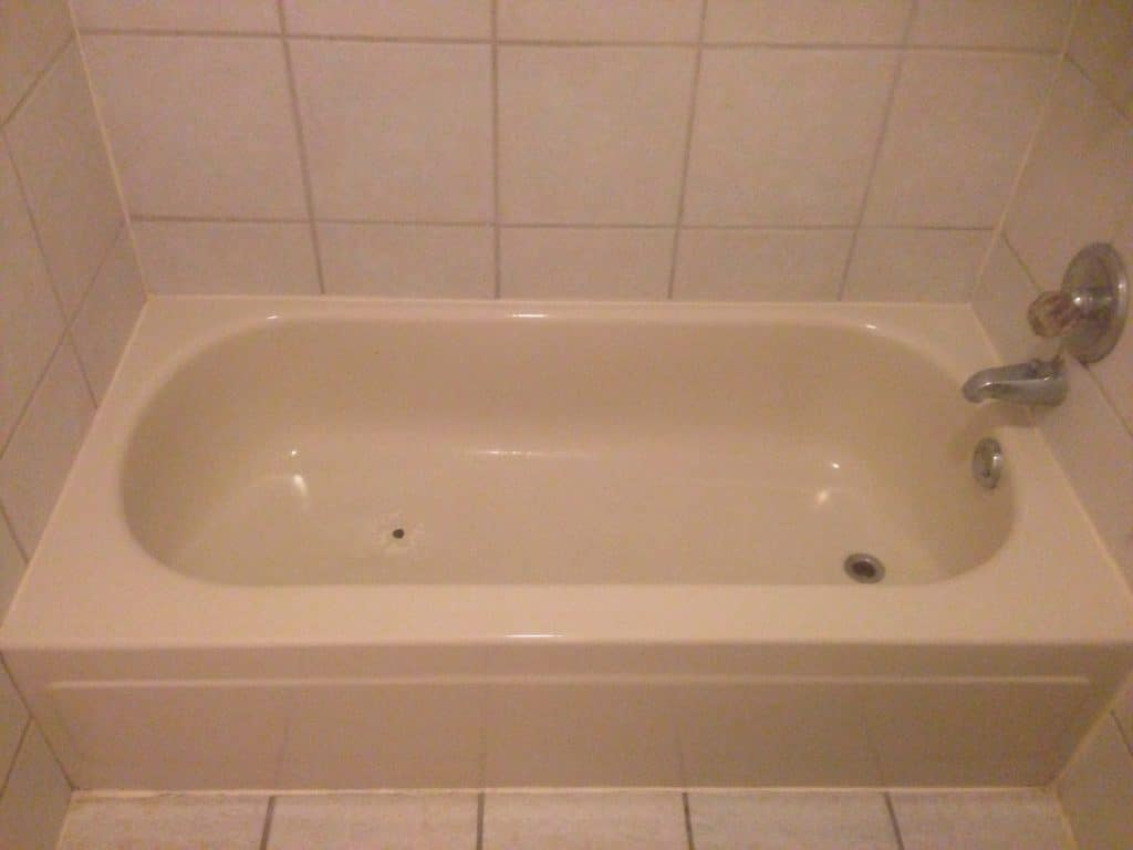 Refinish or Replace Your Bathtub Ft Worth Refinishing